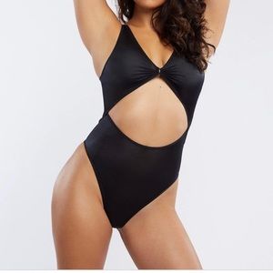 NWT Savage X Fenty Cut-Out Bodysuit